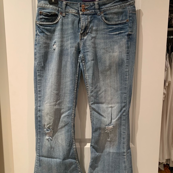 Flare-leg, faded jeans - Picture 2 of 7